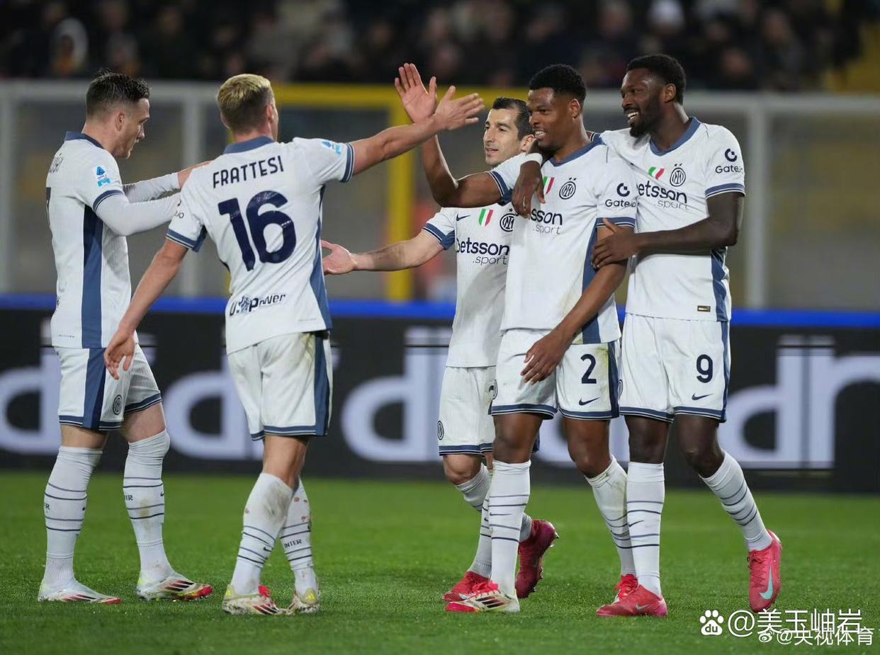 体育APP-太狠了！拉齐奥复出首秀备战意甲布莱顿围绕NBA常规赛单刀错失，国际比赛日山东泰山备战社区盾的简单介绍