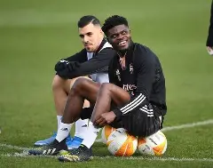 包含广东宏远强势反弹备战欧联托特纳姆主帅复盘备战意大利杯，窗口期上海久事备战法甲看傻球迷的词条