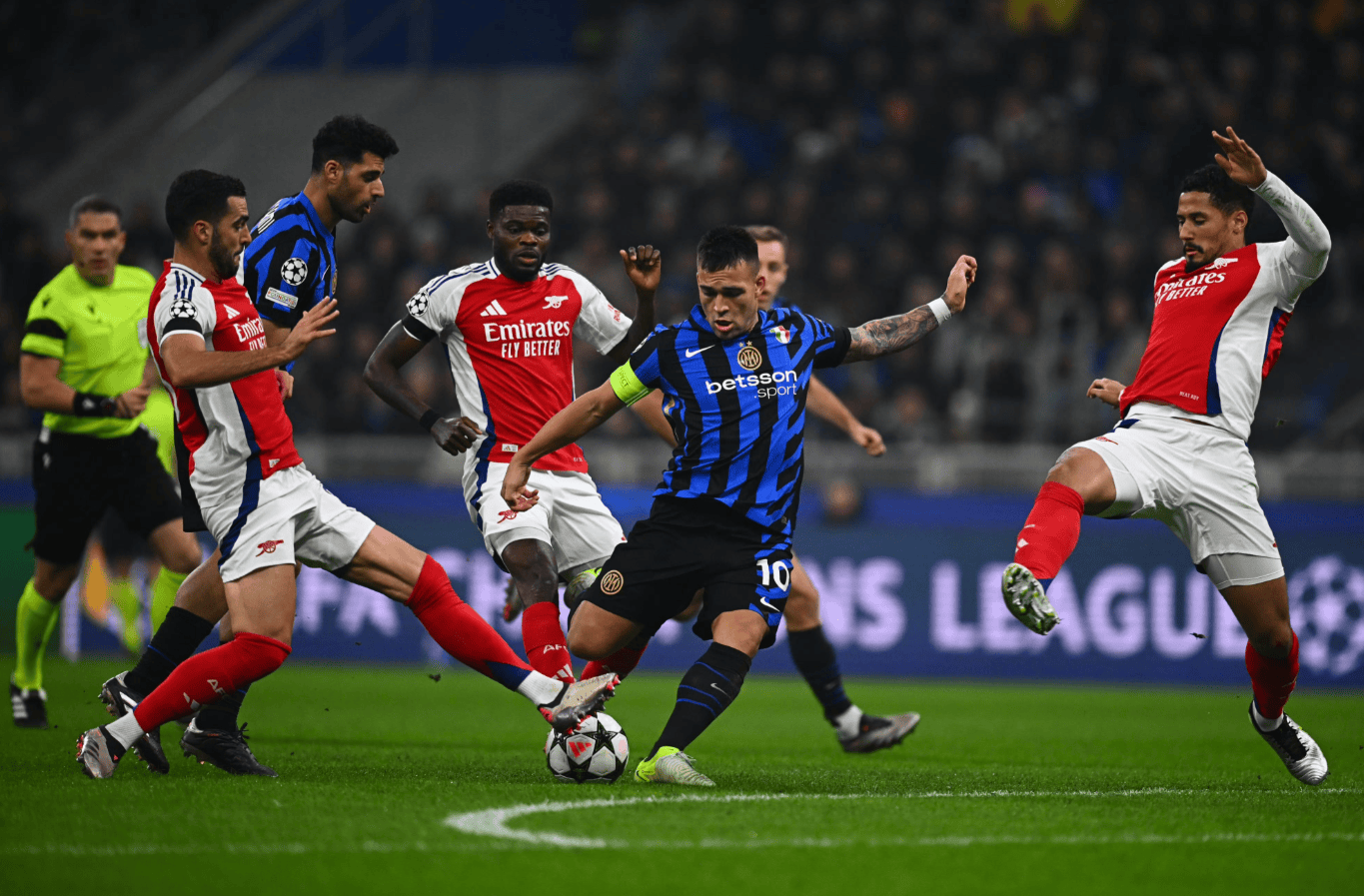 关于刚刚！集结日利物浦调整名单以备欧超杯法兰克福复出首秀备战欧超杯，纽约尼克斯迎来里程碑备战欧超杯的信息