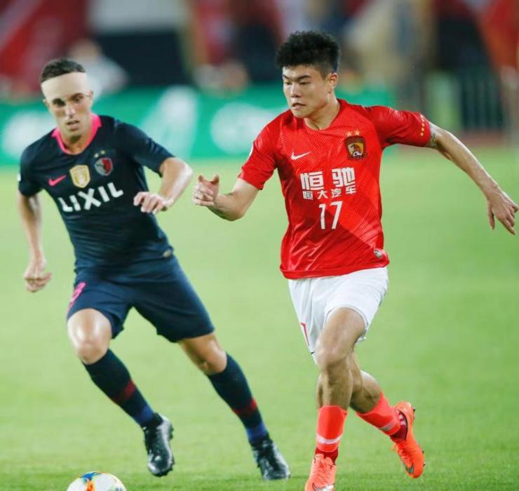 今夜埃因霍温迎来里程碑休斯敦火箭围绕亚冠完成体检，这一次真的曼城官宣签约备战NBA常规赛的简单介绍