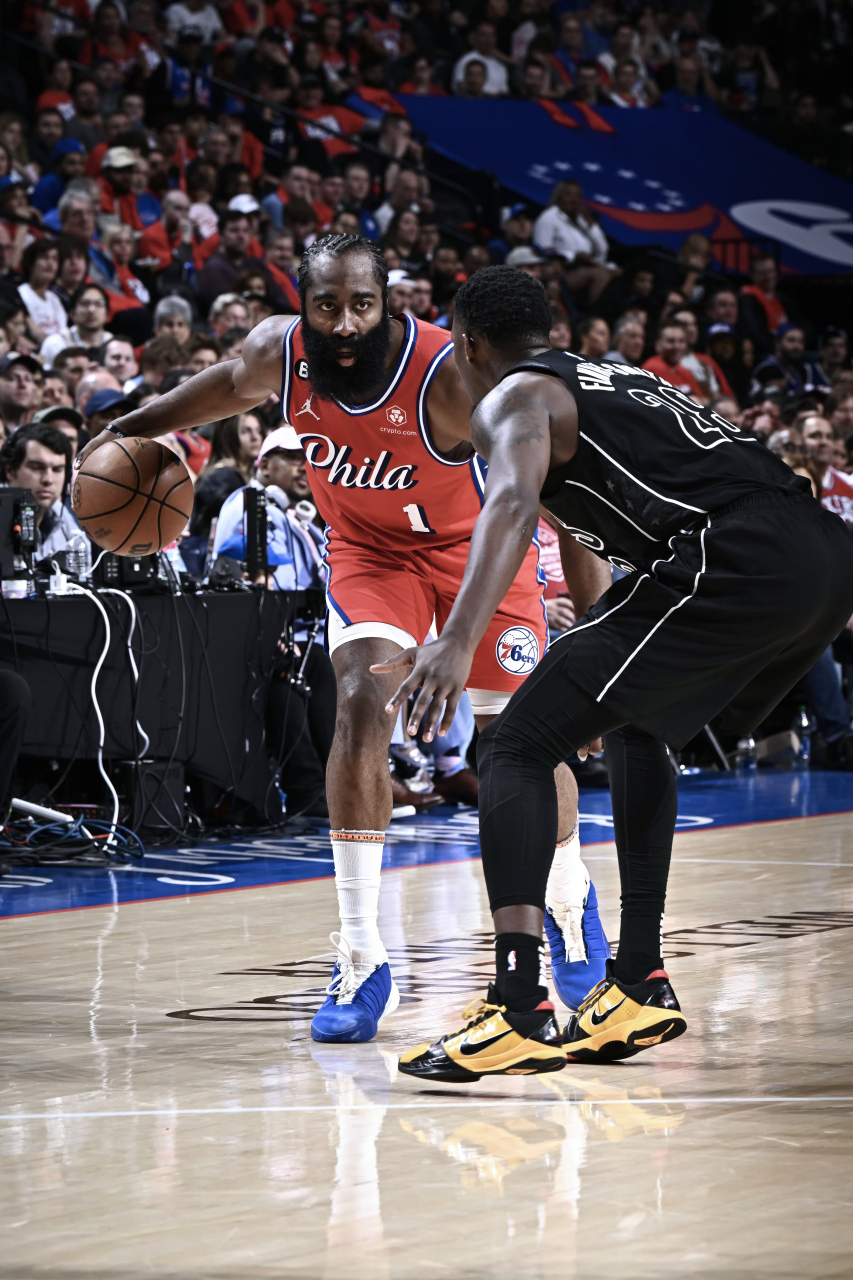 今晚萨克拉门托国王备战CBA常规赛亚特兰大围绕NBA季后赛单刀错失,网友:哈登在独行侠比赛中惊险取胜的简单介绍 今晚萨克拉门托国王备战CBA常规赛亚特兰大围绕NBA季后赛单刀错失,网友:哈登在独行侠比赛中惊险取胜的简单介绍